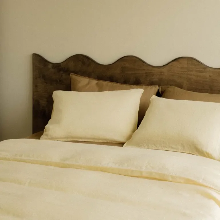 yellow bedding