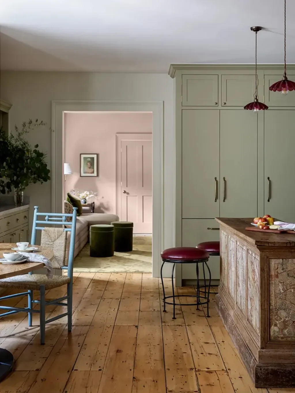 The Definitive Guide to Kitchen Cabinet Colors for 2026: Expert-Approved Palettes